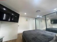4 bedroom top floor with privacy - B&B Muswellbrook