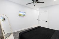 Affordable Modern Home Near Airport! Private AZ - Bed and Breakfast Phoenix