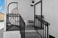Modern Cozy Stylish Home AC WasherDryer Parking 3 minutes to Balboa Park - B&B San Diego