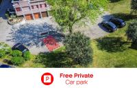 Glicine House 2 Bedroom Retreat with Pool, Private Garden, Terrace near Salò & Lake Garda - B&B Salò