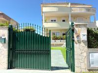 Nice villa only 100m from the beach - B&B Fregene