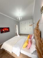 Апартаменты в центре возле метро в ЖК ТЕРАКОТТА - Ferienwohnung Almaty