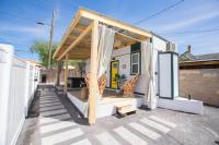 The Frida Tiny House-Hot Tub-Pet Friendly-No Pet Fee! - B&B Alburquerque