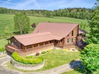 Luxurious 4-Bedroom Log cabin sleeps 13 close to Cooperstown, NY - Ferienwohnung Burlington Flats