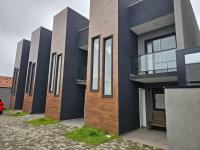 Sobrado novo excelente para sua familia e empresa - Chambres d'hôtes Curitiba