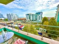 Summerland Seaview Premium Apartments - Bed and Breakfast Mamaia