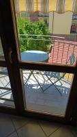 Book Nook Pisa, circa 10 minuti da Pisa, vicino all'Ospedale di Cisanello e all'Aeroporto, parcheggio privato a disposizione - Ferienwohnung Cascina