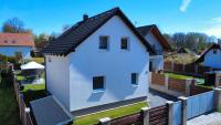 Vila Jesenice - B&B Lipová