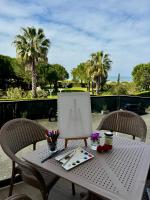 Villa Fibonacci - Beachfront Lalez Bay Durres - B&B Draç