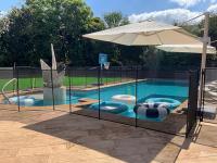 Luxury Villa with Private Pool,Minutes to Beach! - B&B Caesarea