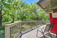 Vintage Charm + Outdoor Calm: Rural Arkansas Cabin - Chambres d'hôtes Fayetteville