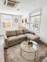 Cloud Nine Stay - Bed and Breakfast Bromley
