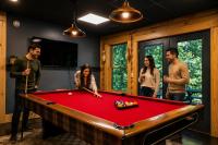 Chic Designer Log Cabin Hot Tub Pool TableDecks - Ferienwohnung McGaheysville