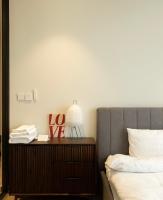 Trầm Room Calm & Dark Wood - B&B Kim Quan