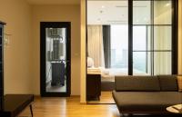 Trầm Room Calm & Dark Wood - B&B Kim Quan