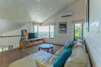 3BR Lakeside Home Mountains Beach Nearby - Ferienwohnung Kapstadt