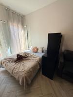 LARRA LA MEJOR OPCION PARA VER LA WARNER - B&B San Martín de la Vega