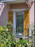 Casa Righetti Liguria, Three indipendent apartments in a 1924 home with garden - B&B La Spezia