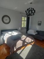 Marel-Apartament w parku Emma 6 Polanica Zdrój - Chambres d'hôtes Polanica-Zdrój