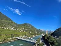 Schnitzstube Design living Kampill - Free Parking - B&B Bolzano