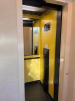 Ferienwohnung - Fahrstuhl - 2 Schlafzimmer - Küche - Wlan - Parkplatz - 6 Schlafplätze - Wanne - - Chambres d'hôtes Ronneburg