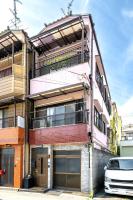Habitat Imazato Entire 3-Story House 3BR for 10 Near Namba Bikes Included - Chambres d'hôtes Osaka