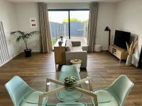 Modern Sea View Studio with Private Parking - B&B Gaula