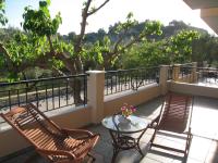 Athina's Apartment in Olive Grove - B&B Faliraki