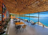 Sea Breeze Villa - B&B Santi Quaranta