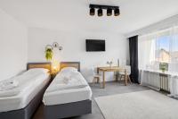 Cozy Apartment & Balcony, Work & Stay - Ferienwohnung Geesthacht