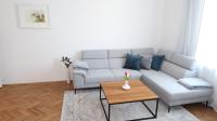 Imperial Apartment Vienna - Bed and Breakfast Wenen