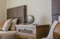 Villa Florencio by Algarve Holidays - B&B Estói