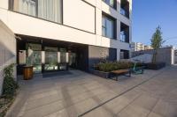 Bemowo Apt - Air Con, Balcony, Parking - by Rentujemy - B&B Warsaw