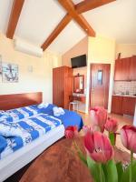 Rewski Zakątek - B&B Rewa