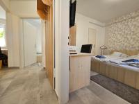 Appartamento con 2 Camere da Letto, Balcone e Terrazza