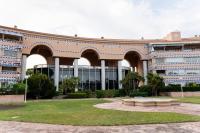 Apartamento con terraza, vistas al jardín y piscina, junto a playa y golf - B&B El Grao
