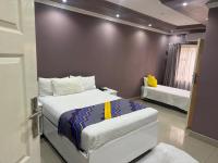 Tiyani Resort & Conference Centre - B&B Kwekwe