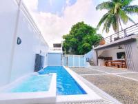 Villa Ambonita Tagaytay Resort - Bed and Breakfast Alfonso
