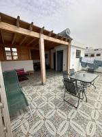Wavera Surf Camp - Chambres d'hôtes Amassine