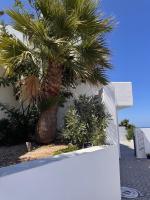 SeaBreeze Milos - B&B Mytikas