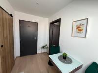 Main Square Olive Studio - Bed and Breakfast Trnava