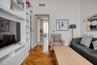 Just Urban Stays - Elegant 2-BR Flat in the Center - Porta Romana M3 - B&B Milano