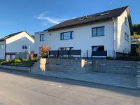 Aviva ANKERPLATZ - Familien-Oase mit Gartenterrasse und 2 Schlafzimmern - Chambres d'hôtes Bodman-Ludwigshafen