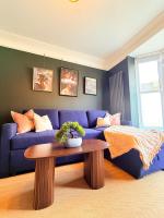 Modern 2 bed Home with Parking Sleeps 6 - B&B Lincoln