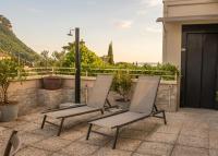 Dolce Vita - Terrazza sul Garda con Parcheggio Privato - B&B Garda