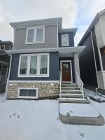 Cozy 2BR Basement Suite in Vermilion Hill SW Calgary - Chambres d'hôtes Calgary