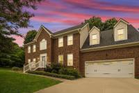 5BD Family Oasis, Pool, FirePit, Bball, Pong - B&B High Point