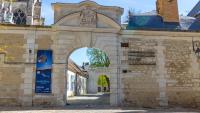 Au pied de la Cathédrale, appart familial, parking gratuit - Chambres d'hôtes Troyes