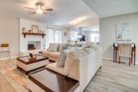 Palm Bay Home w/ 2 Car Garage: 10 Mi to Beach! - B&B Palm Bay