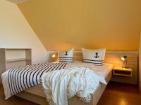 Apartment "Klockenhagen" - B&B Hirschburg